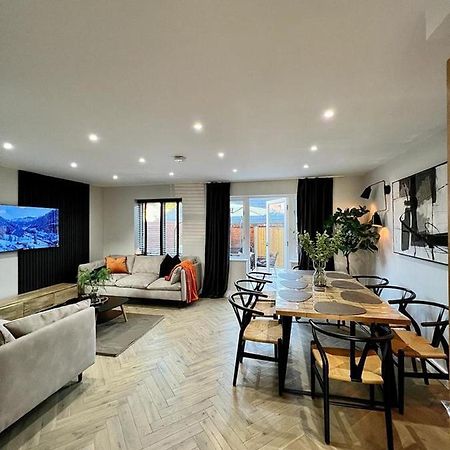 كانتربيري Charming 3-Bed House With 1 Parking Space المظهر الخارجي الصورة