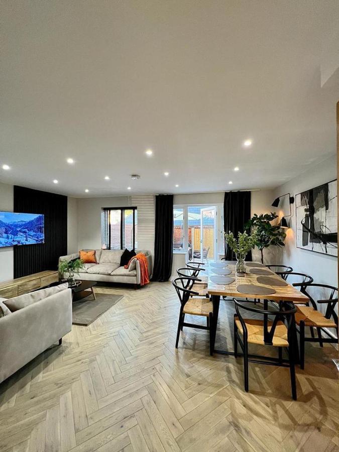 كانتربيري Charming 3-Bed House With 1 Parking Space المظهر الخارجي الصورة